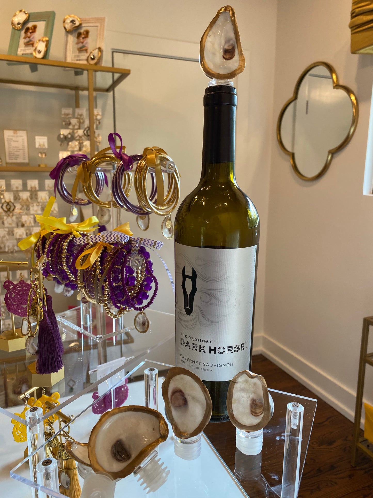 Gilded Oyster Wine Topper