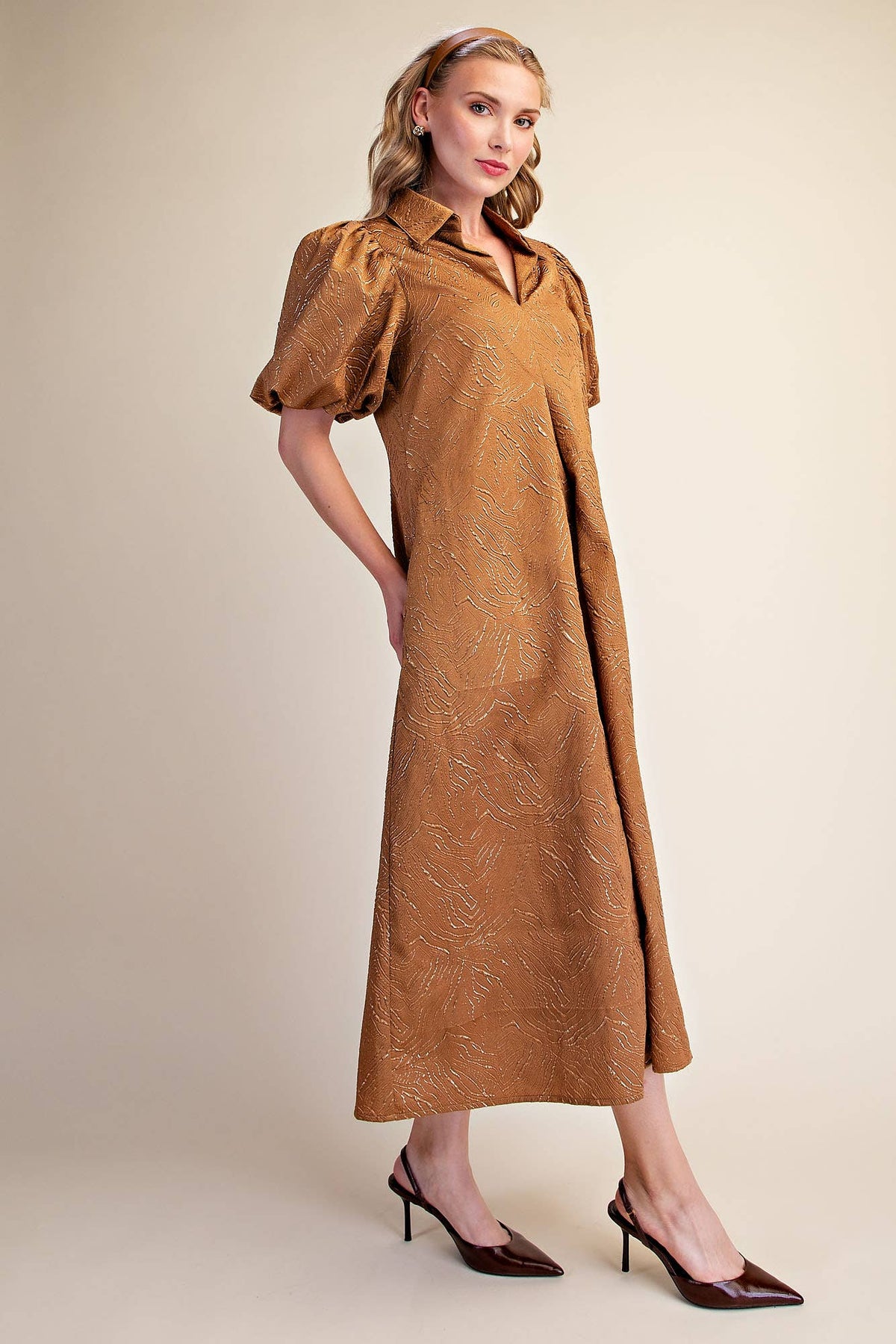 Camel Puff Sleeve Pleated Lurex Midi Dress