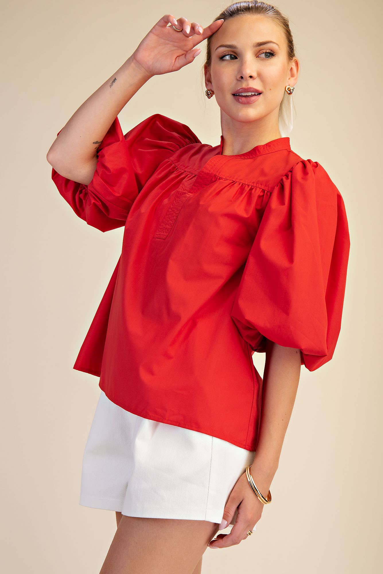 China Collar V-Neck Bubble Sleeve Poplin Top