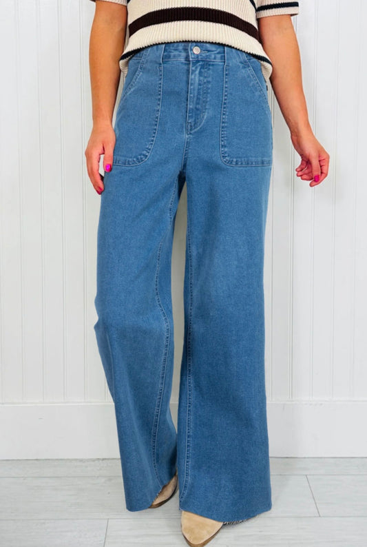 Patch Pocket Loose Jeans