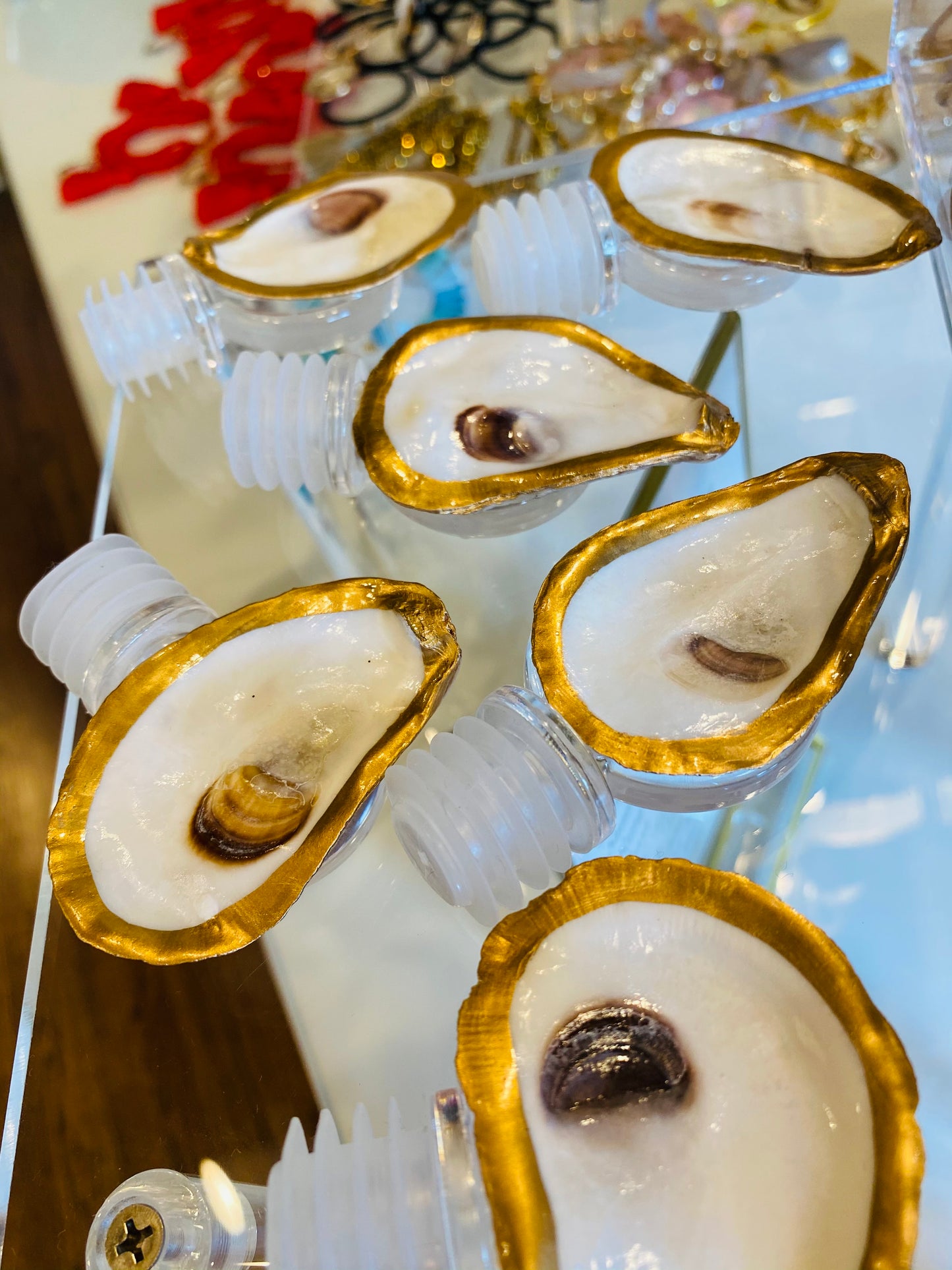 Gilded Oyster Wine Topper